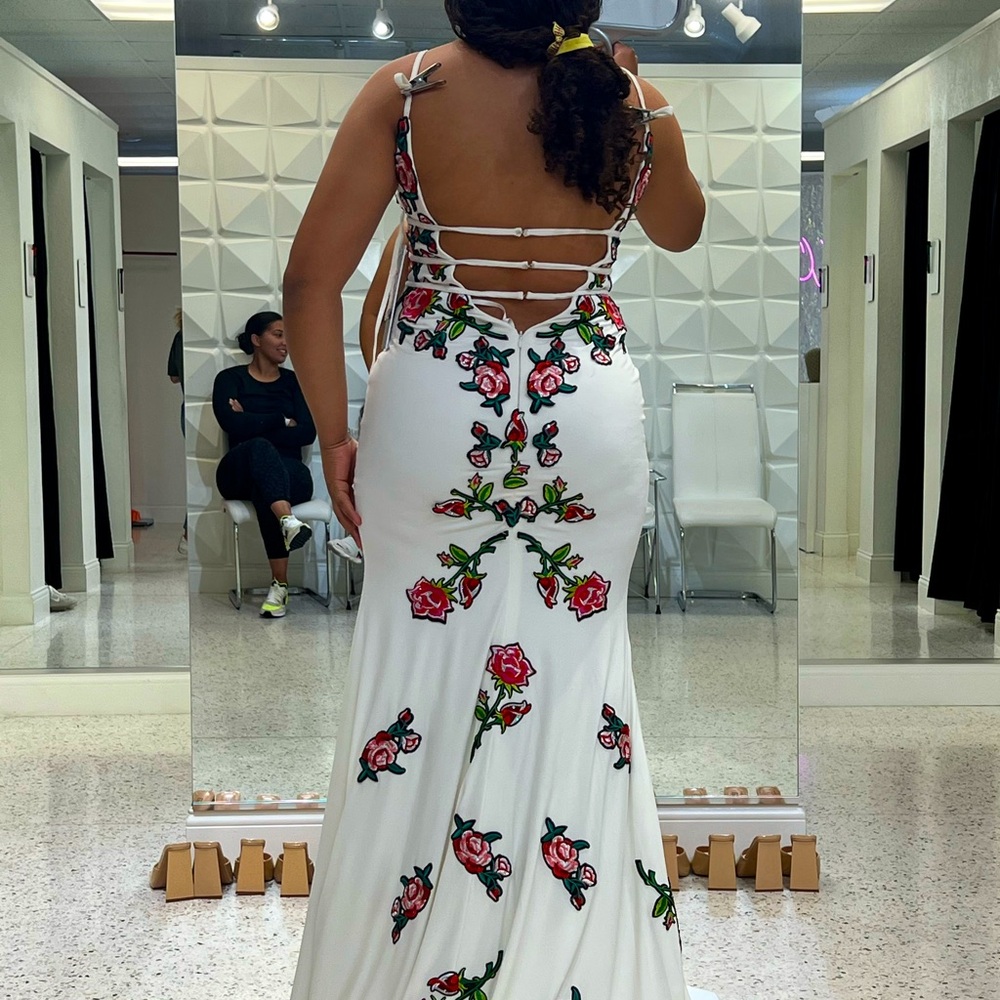 Prom dress only worn once very stretchy and comfortable